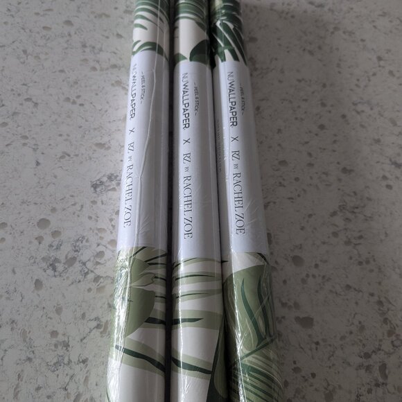 Rachel Zoe Tropical Green Foliage Wallpaper - Picture 3 of 7